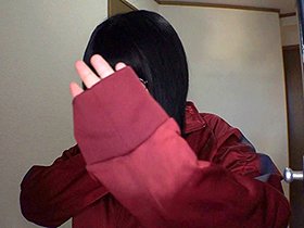 隣に引っ越してきた地味メガネな女子大生は隠れ巨乳(Hカップ)のムッツリ隠れビッチだったので、ちょいと脅して悪戯しちゃいました。 サンプル動画サムネイル